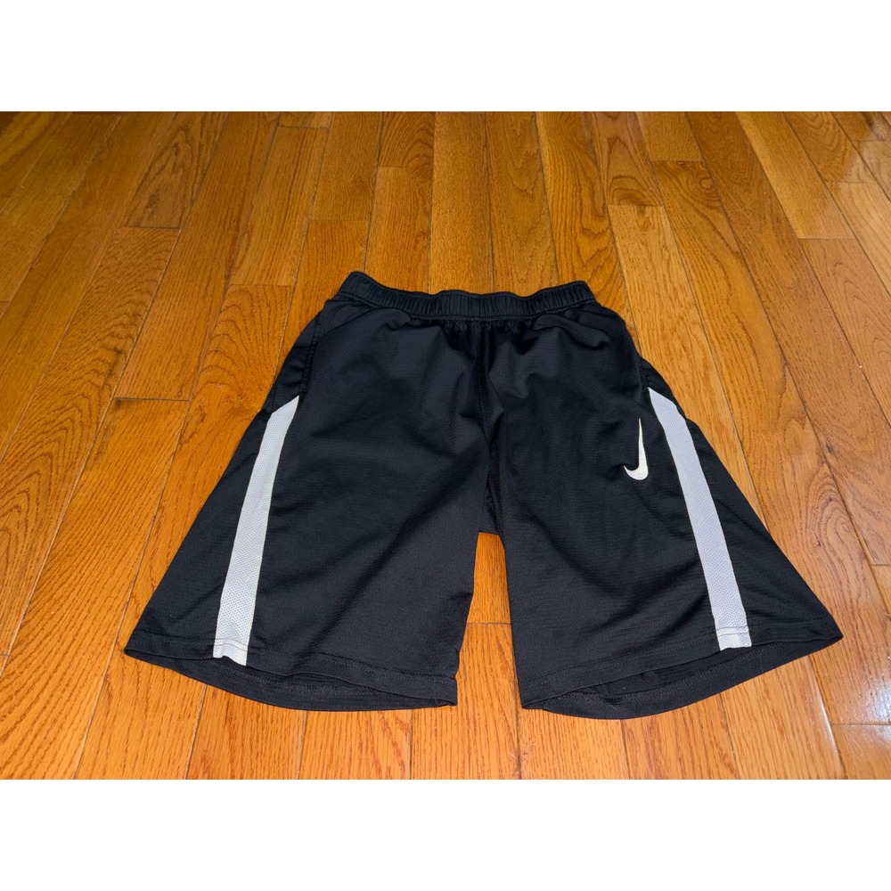 Nike Dri-FIT Boys XL Black White Striped Athletic Training Shorts Standard Fit